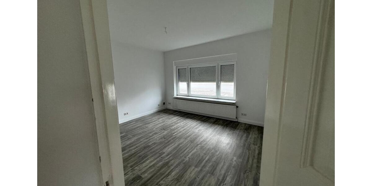Erdgeschoßwohnung Lunden - 3 Zimmer, 77 m&sup2;, 670&euro; | Angebot:25422719