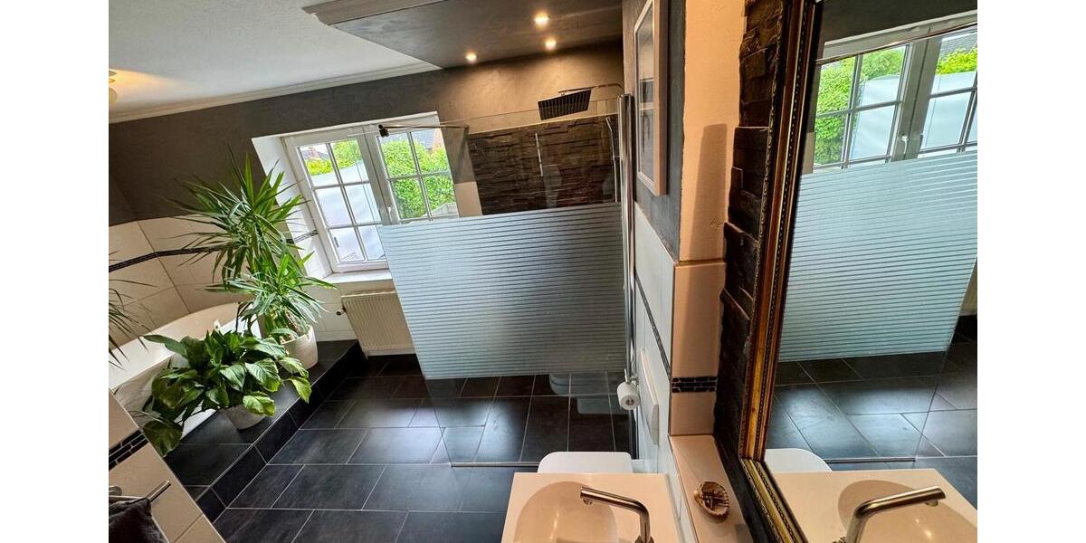 Bungalow Husum - 8 Zimmer, 208 m&sup2;, 499.000&euro; | Angebot:24314061