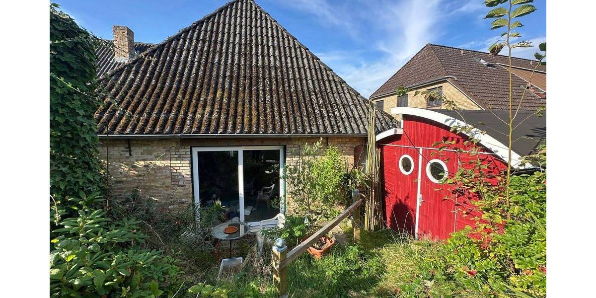 Einfamilienhaus Schwabstedt - 5 Zimmer, 160 m&sup2;, 195.000&euro; | Angebot:25780896