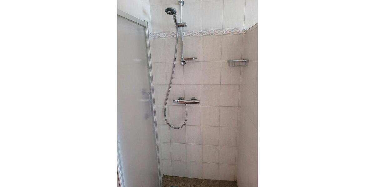 Erdgeschoßwohnung Lunden - 4 Zimmer, 100 m&sup2;, 750&euro; | Angebot:25993824