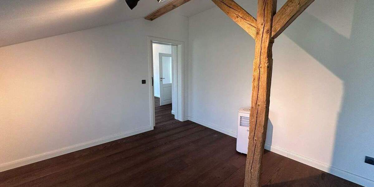 Mehrfamilienhaus, Wohnhaus Wiemerstedt - 7 Zimmer, 314 m&sup2;, 395.000&euro; | Angebot:25815556