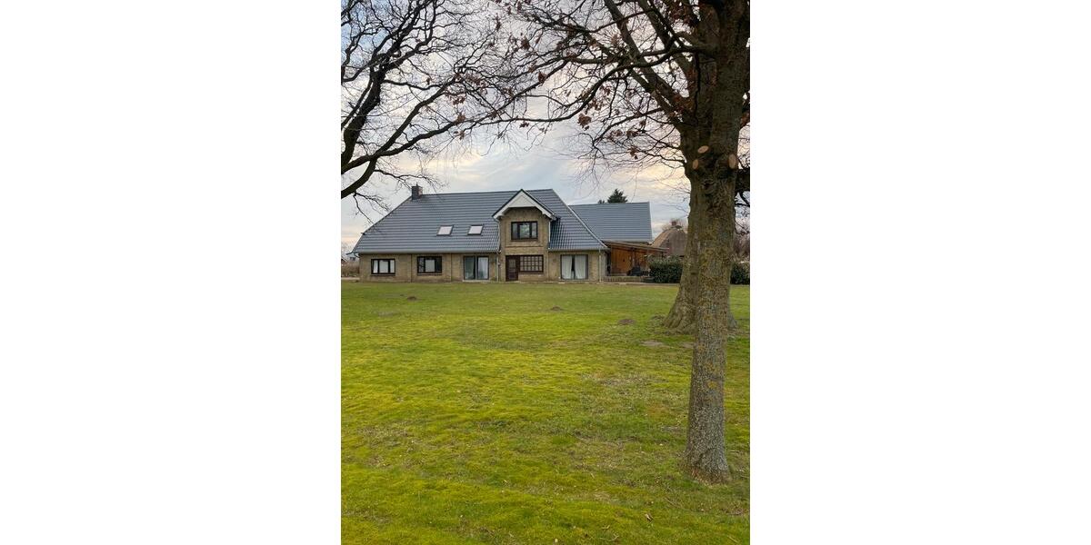 Mehrfamilienhaus, Wohnhaus Delve - 9 Zimmer, 350 m&sup2;, 550.000&euro; | Angebot:25047590