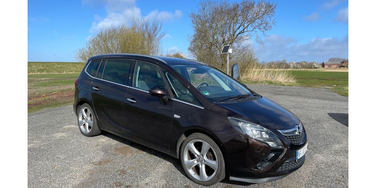 Opel Zafira Tourer 145.100 km 6.900 &euro; Friedrichstadt 25840