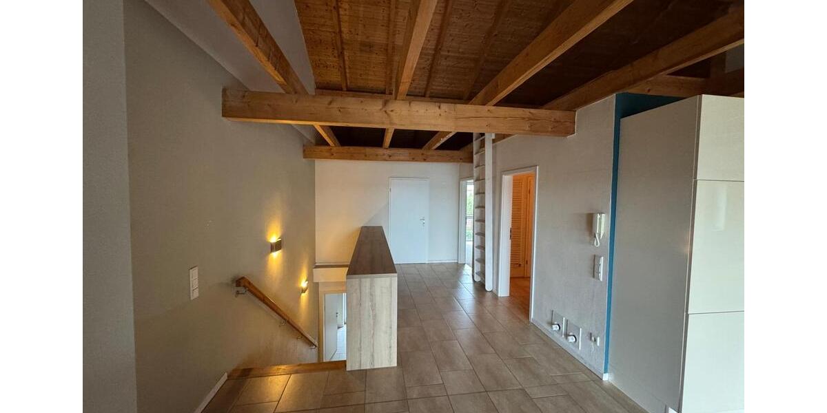 Etagenwohnung Stapel - 3 Zimmer, 100 m&sup2;, 950&euro; | Angebot:26342016