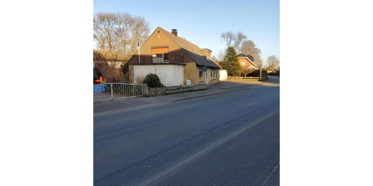 Einfamilienhaus Hollingstedt - 7 Zimmer, 236 m&sup2;, 149.000&euro; | Angebot:24789163