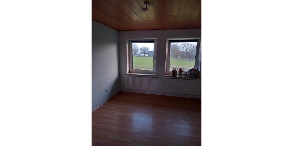 Etagenwohnung Drelsdorf - 3 Zimmer, 110 m&sup2;, 900&euro; | Angebot:25643724