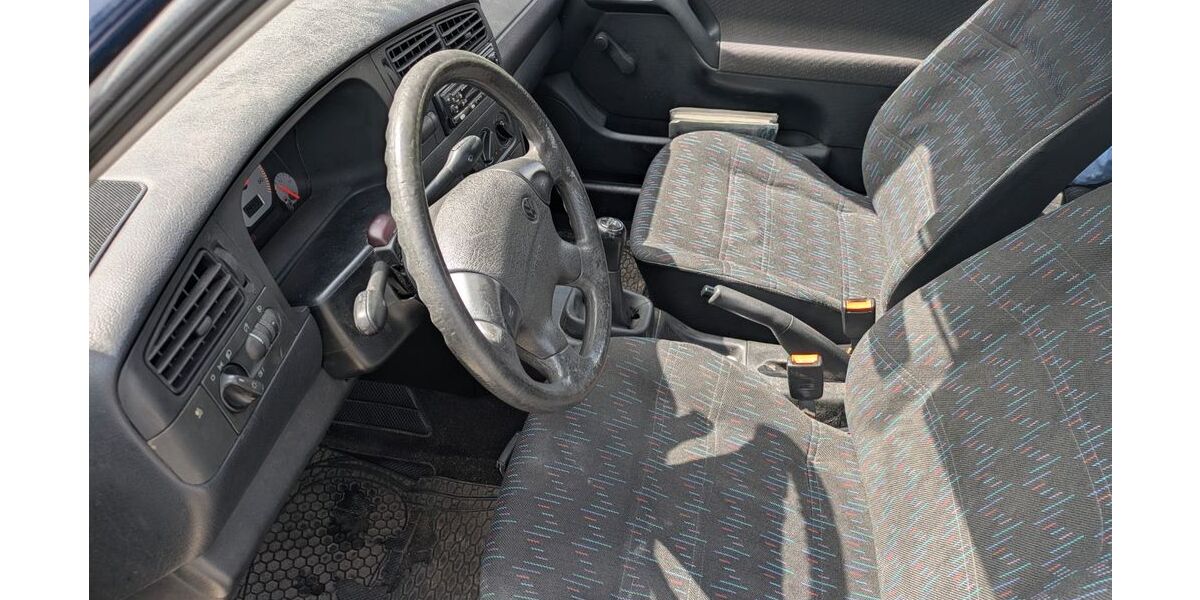 VW Golf 250.000 km 899 &euro; Wesseln 25746