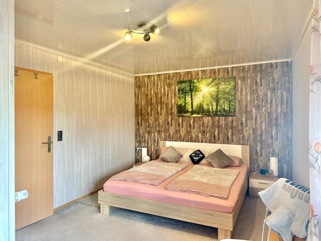 Etagenwohnung Pahlen - 3 Zimmer, 100 m&sup2;, 650&euro; | Angebot:26007568