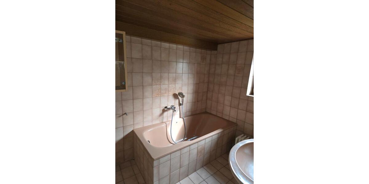 Einfamilienhaus Schwabstedt - 6 Zimmer, 130 m&sup2;, 220.000&euro; | Angebot:26930632
