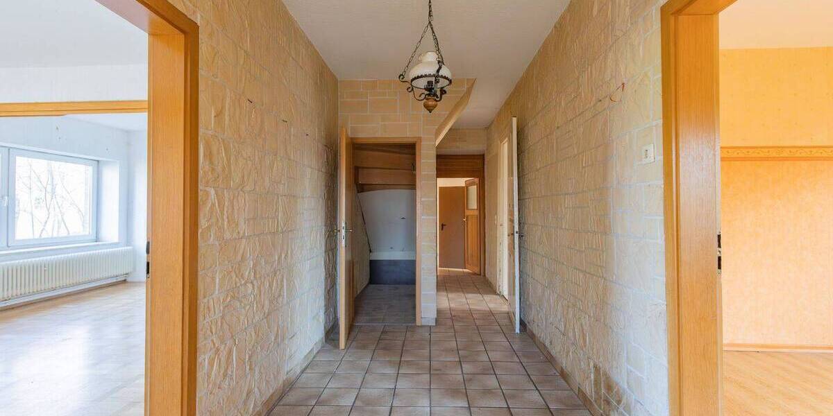 Mehrfamilienhaus, Wohnhaus Erfde - 8 Zimmer, 300 m&sup2;, 319.000&euro; | Angebot:25968608