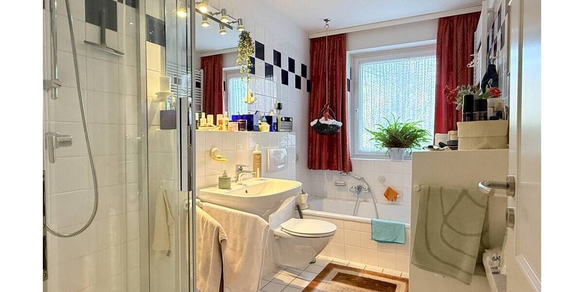 Etagenwohnung Husum - 3 Zimmer, 87 m&sup2;, 245.000&euro; | Angebot:26105717