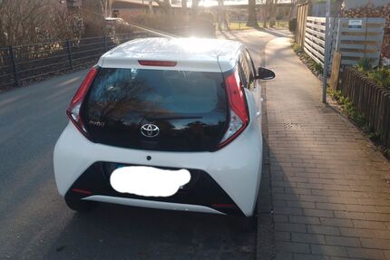 Toyota Aygo (X) 128.000 km 7.000 &euro; Husum 25813