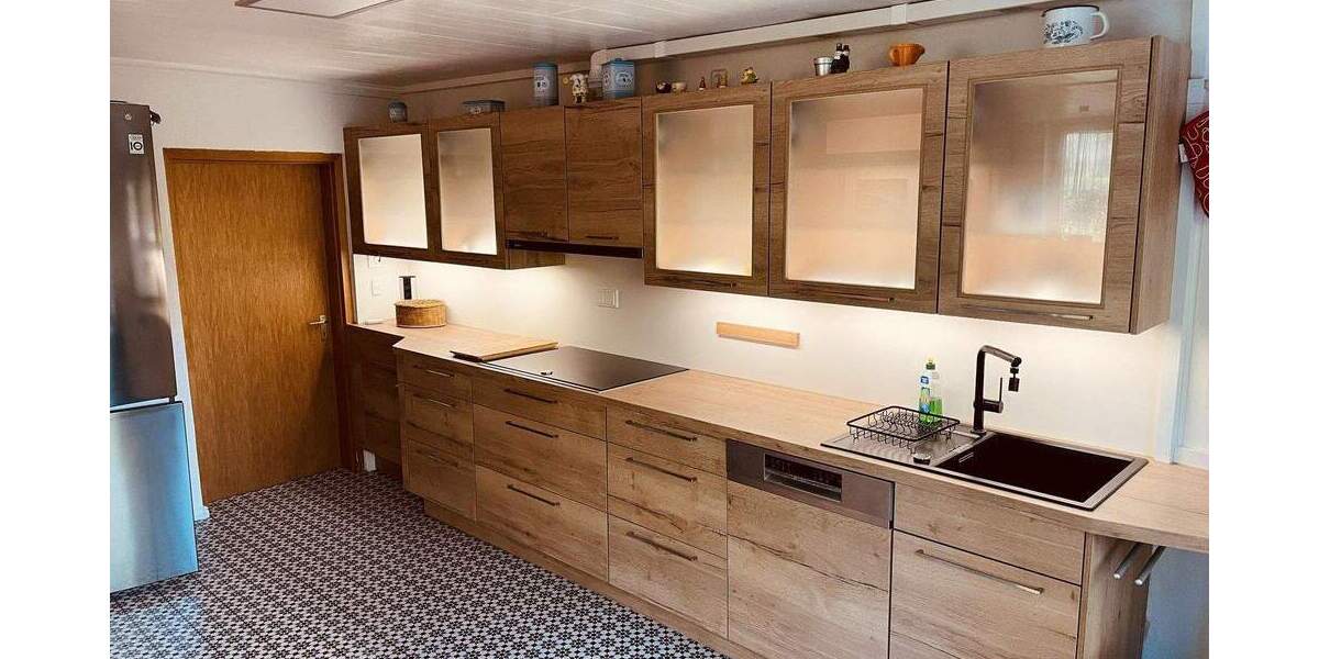 Einfamilienhaus Hennstedt - 7 Zimmer, 222 m&sup2;, 398.000&euro; | Angebot:25751273