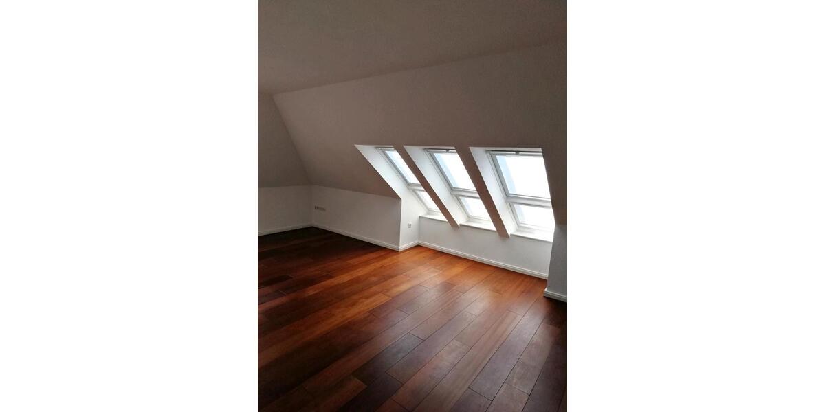 Dachgeschoßwohnung Mildstedt - 1 Zimmer, 75 m&sup2;, 930&euro; | Angebot:24421137
