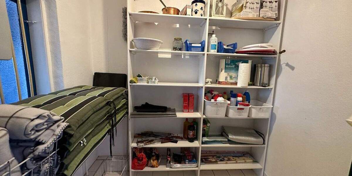 Einfamilienhaus Bergenhusen - 1 Zimmer, 300 m&sup2;, 355.000&euro; | Angebot:25708130