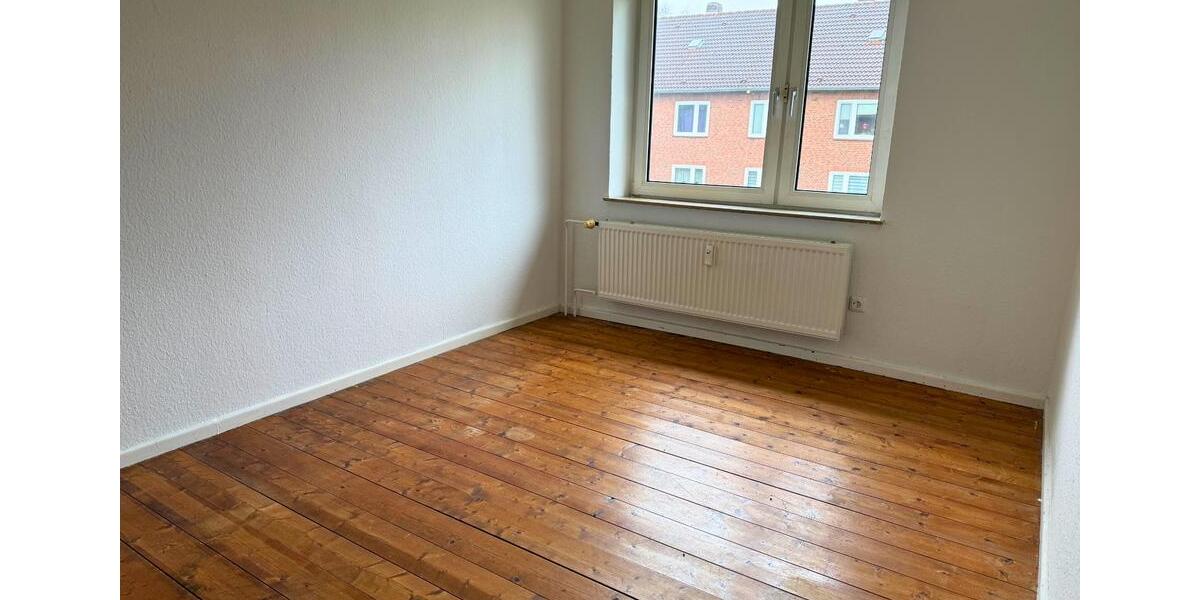 Etagenwohnung Husum - 3 Zimmer, 60 m&sup2;, 460&euro; | Angebot:25254715