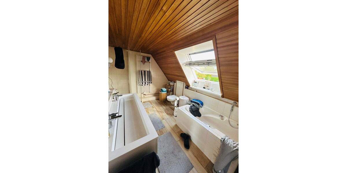 Einfamilienhaus Langenhorn - 5 Zimmer, 166 m&sup2;, 415.000&euro; | Angebot:25801482