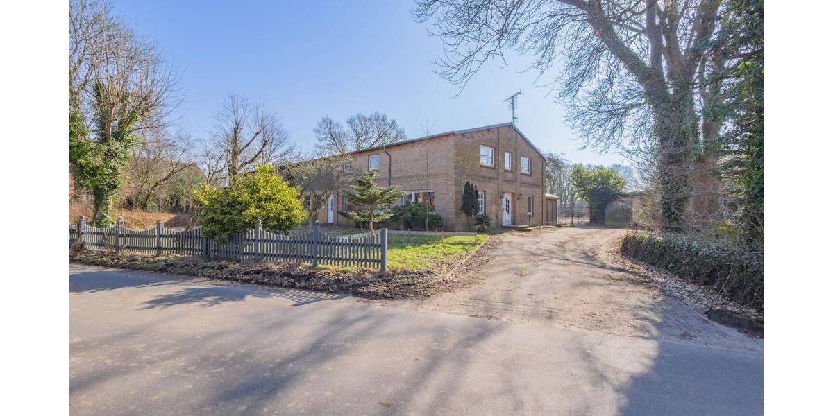 Mehrfamilienhaus, Wohnhaus Erfde - 8 Zimmer, 300 m&sup2;, 319.000&euro; | Angebot:25968608