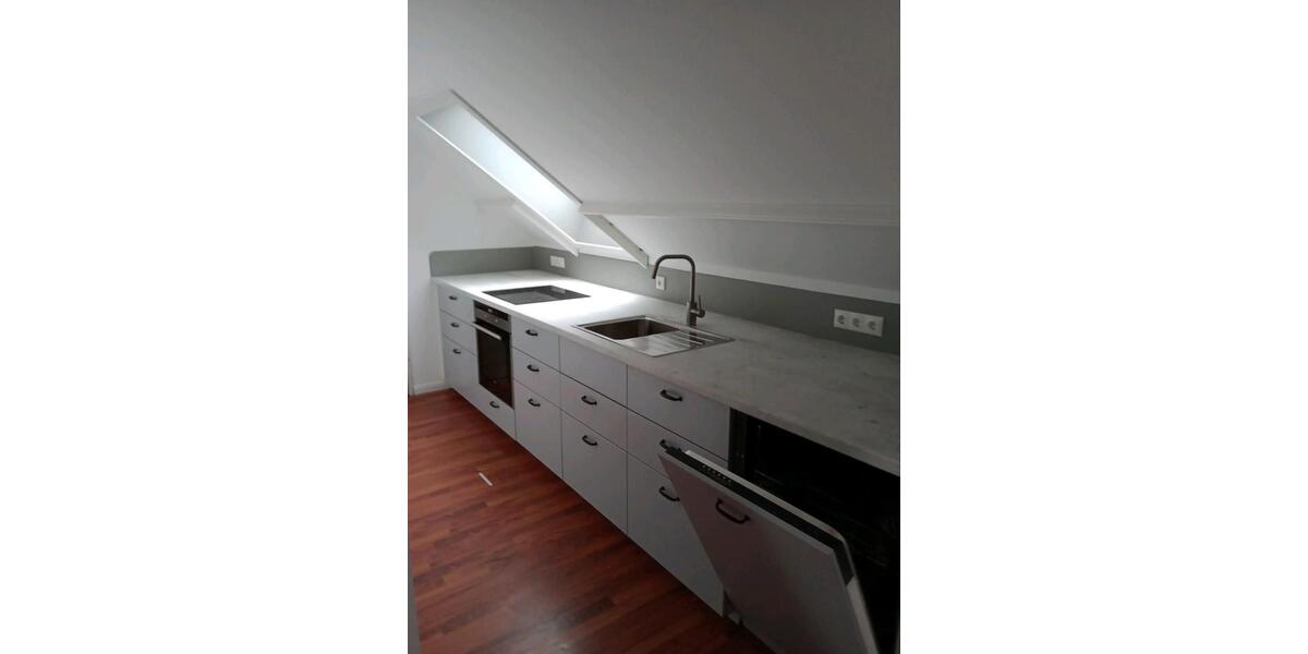 Dachgeschoßwohnung Meggerdorf - 3 Zimmer, 75 m&sup2;, 600&euro; | Angebot:25296288