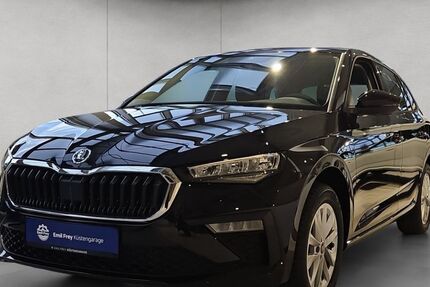 Skoda Scala 4.500 km 32.980 &euro; Husum 25813