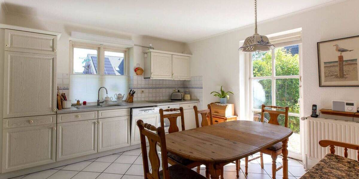 Einfamilienhaus Pellworm - 5 Zimmer, 140 m&sup2;, 458.000&euro; | Angebot:25705393