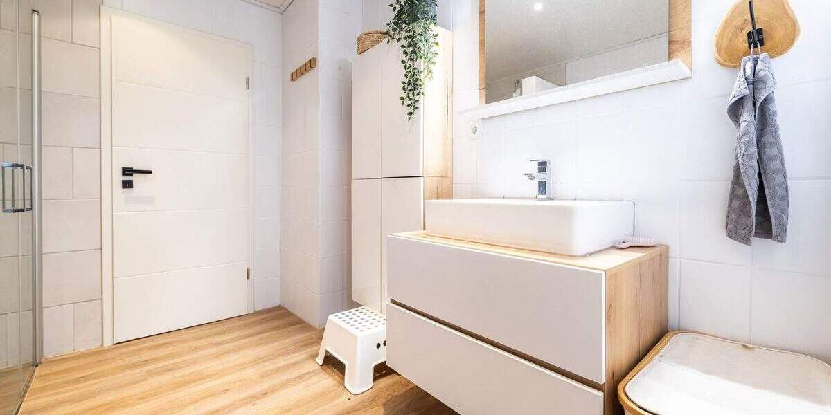 Einfamilienhaus Struckum - 5 Zimmer, 106 m&sup2;, 289.000&euro; | Angebot:25822643