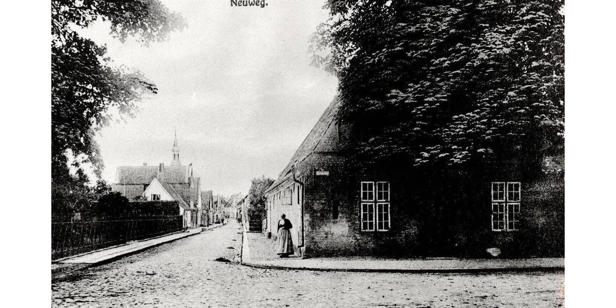 Mehrfamilienhaus, Wohnhaus Tönning - 7 Zimmer, 138 m&sup2;, 285.000&euro; | Angebot:25719236