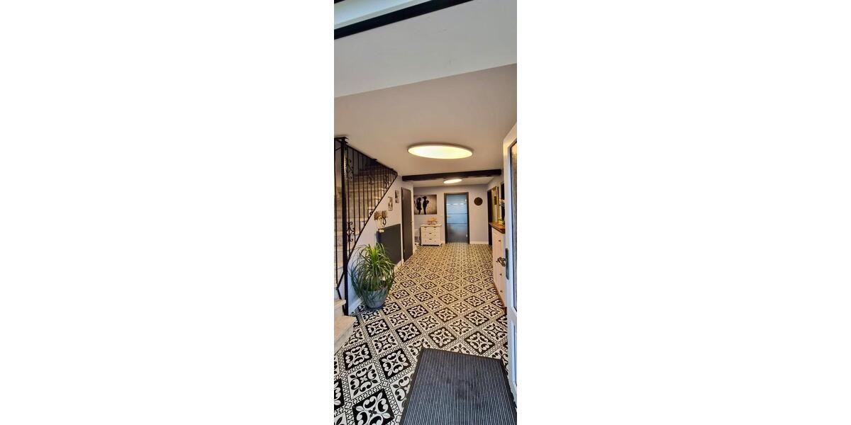 Mehrfamilienhaus, Wohnhaus Husum - 10.5 Zimmer, 300 m&sup2;, 749.000&euro; | Angebot:25290517