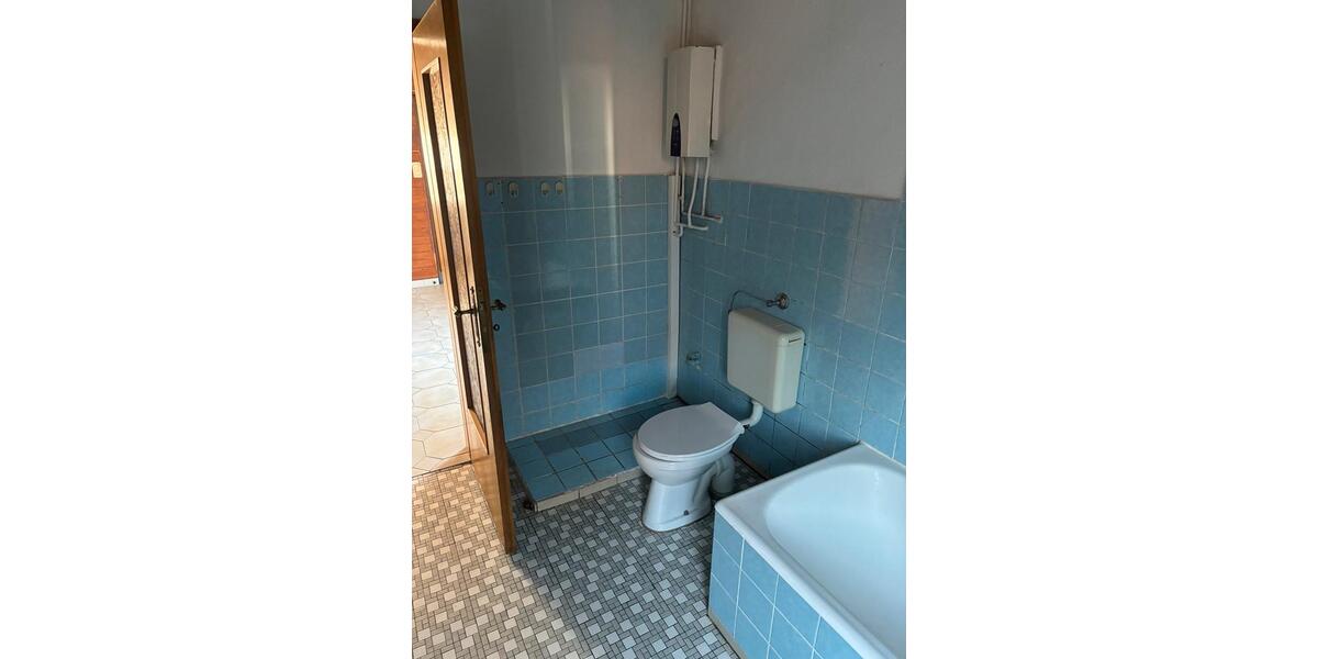 Einfamilienhaus Bredstedt - 4 Zimmer, 100 m&sup2;, 165.000&euro; | Angebot:26738903