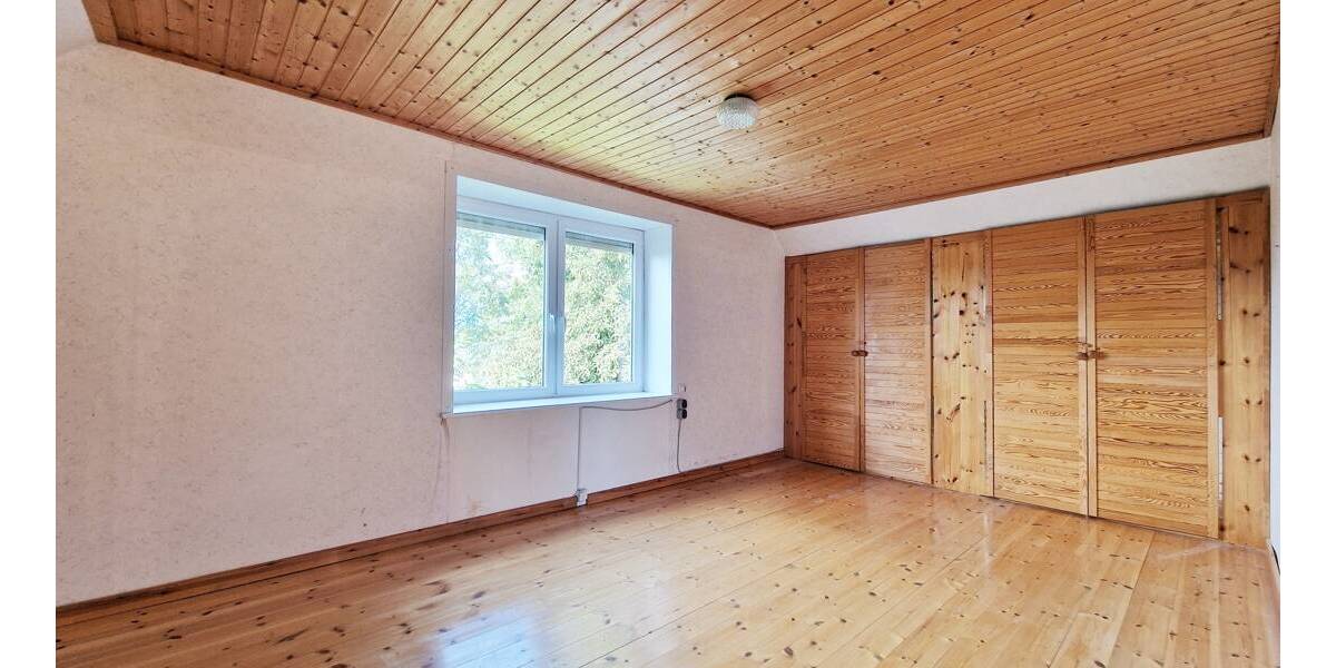 Einfamilienhaus Krempel - 7 Zimmer, 280 m&sup2;, 279.000&euro; | Angebot:25697279