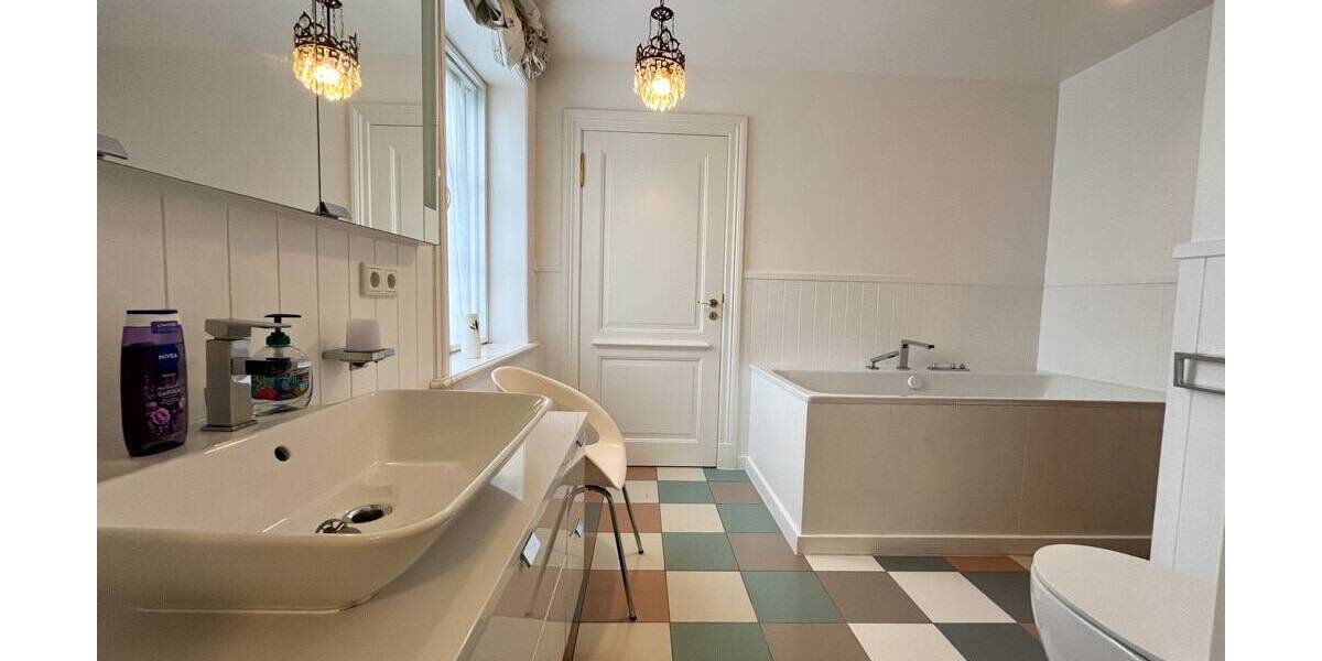 Einfamilienhaus Simonsberg - 8 Zimmer, 291 m&sup2;, 579.000&euro; | Angebot:25668657