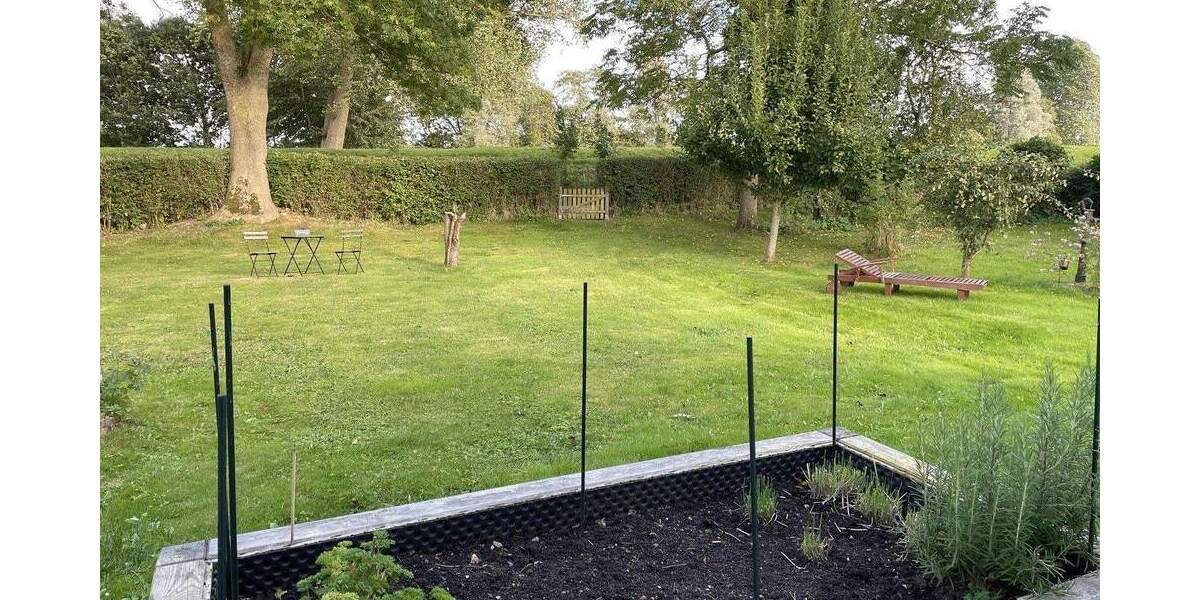 Einfamilienhaus Hennstedt - 7 Zimmer, 222 m&sup2;, 398.000&euro; | Angebot:25751273