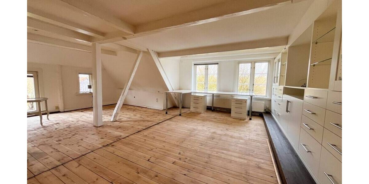 Einfamilienhaus Simonsberg - 8 Zimmer, 291 m&sup2;, 579.000&euro; | Angebot:25668657