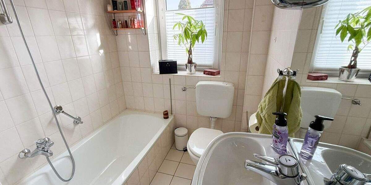 Einfamilienhaus Schwabstedt - 5 Zimmer, 133 m&sup2;, 220.000&euro; | Angebot:25768116