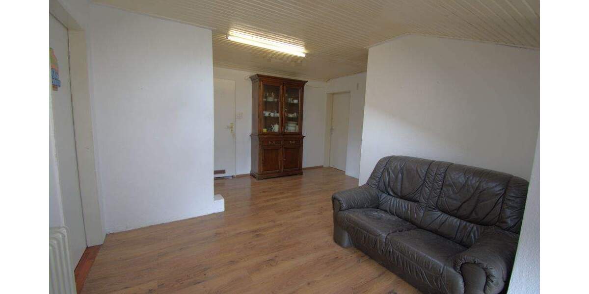 Einfamilienhaus Lunden - 6 Zimmer, 145 m&sup2;, 169.000&euro; | Angebot:25687158