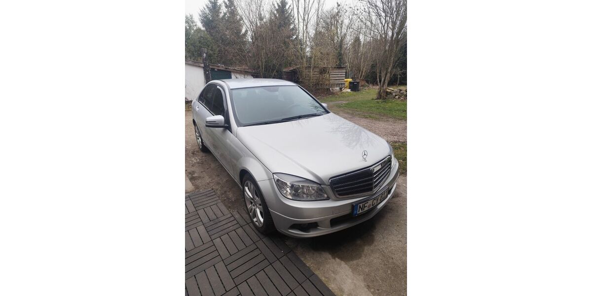 Mercedes-Benz 200 174.000 km 7.400 &euro; Mildstedt 25866