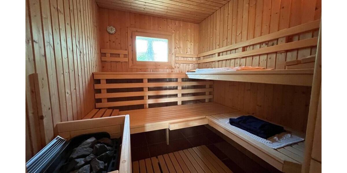 Einfamilienhaus Nordstrand - 7 Zimmer, 165 m&sup2;, 398.000&euro; | Angebot:25770631