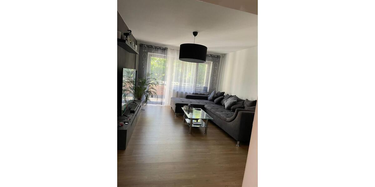 Etagenwohnung Husum - 3 Zimmer, 85 m&sup2;, 740&euro; | Angebot:25182081