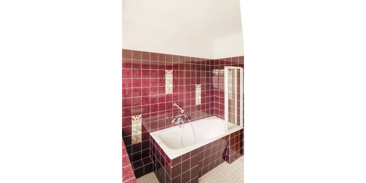 Einfamilienhaus Tating - 9 Zimmer, 286 m&sup2;, 1.350.000&euro; | Angebot:25969382