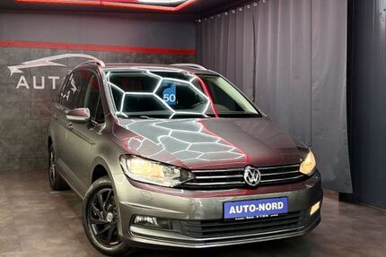 VW Touran 149.904 km 16.990 &euro; Husum 25813