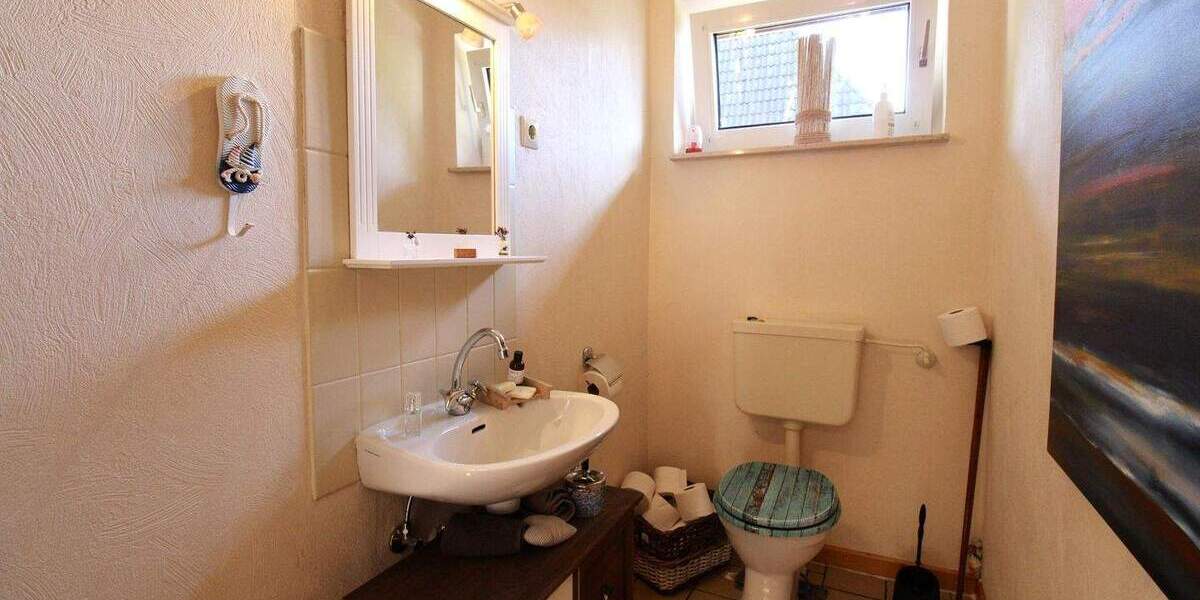 Einfamilienhaus Oldenswort - 4 Zimmer, 125 m&sup2;, 220.000&euro; | Angebot:25706545