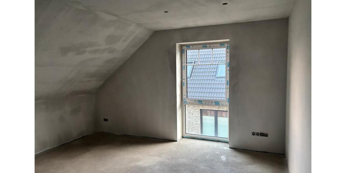 Dachgeschoßwohnung Viöl - 4 Zimmer, 92 m&sup2;, 1.175&euro; | Angebot:25612486