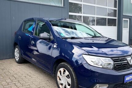 Dacia Sandero 28.211 km 7.990 &euro; Husum 25813