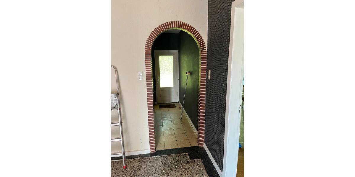 Einfamilienhaus Schwabstedt - 8 Zimmer, 200 m&sup2;, 270.000&euro; | Angebot:26977125