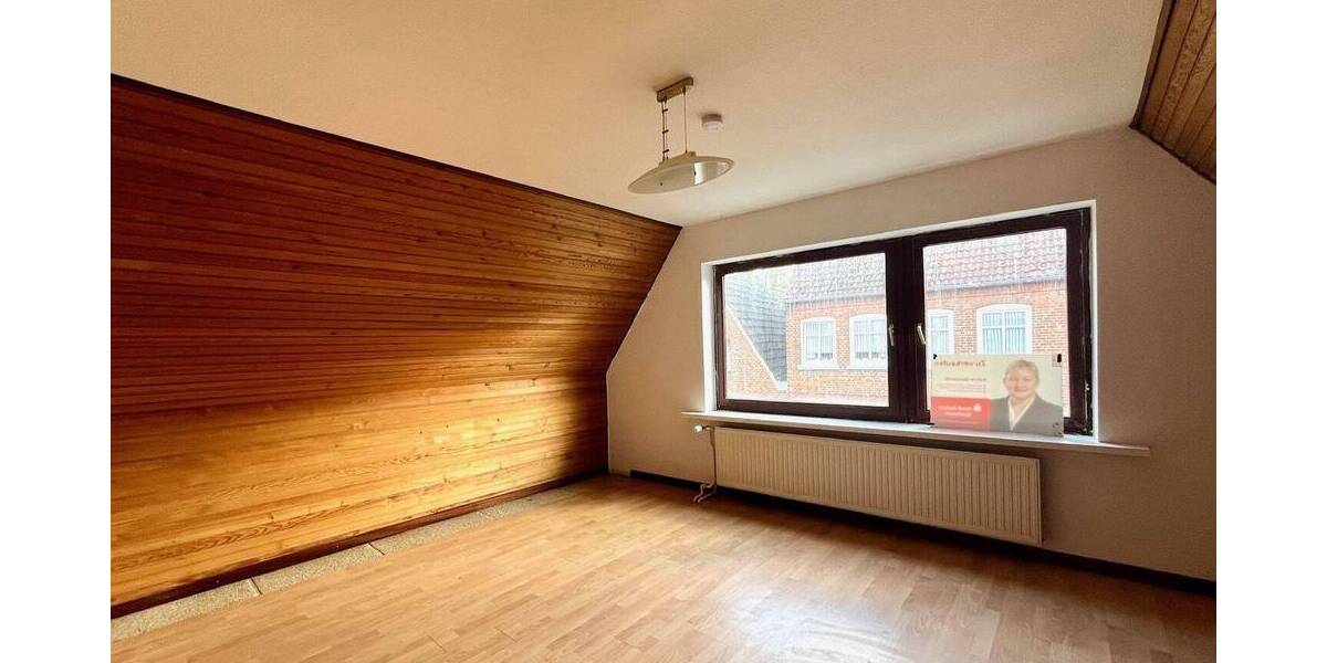Einfamilienhaus Tönning - 4 Zimmer, 100 m&sup2;, 195.000&euro; | Angebot:26203224