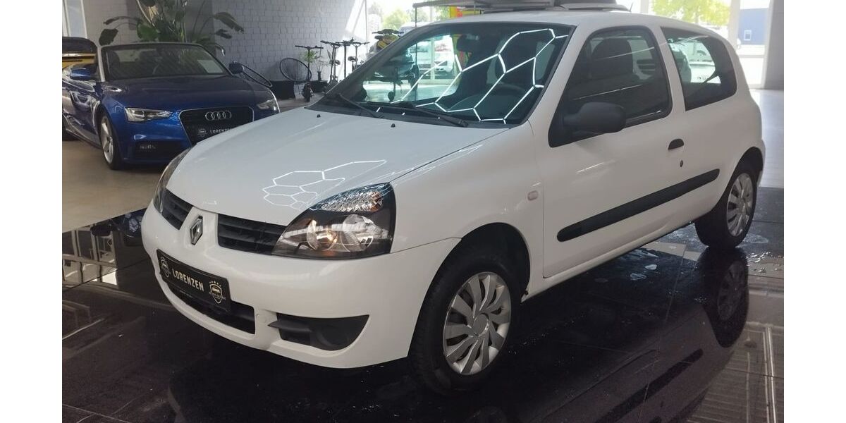 Renault Clio 235.398 km 1.500 &euro; Husum 25813