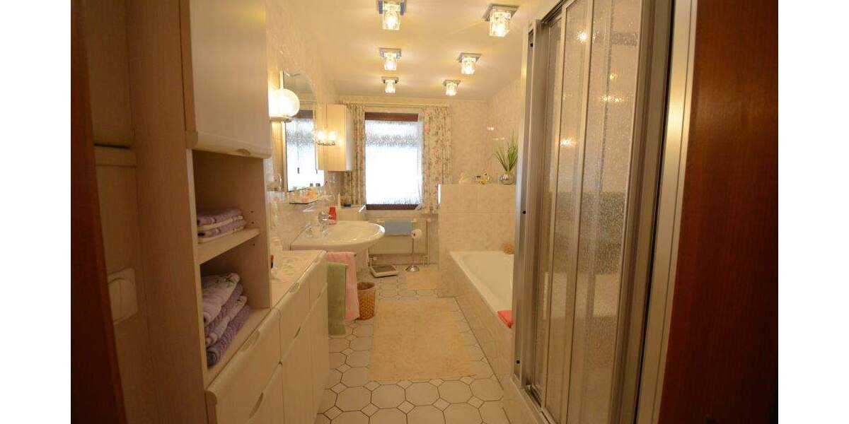 Einfamilienhaus Weddingstedt - 5 Zimmer, 175 m&sup2;, 349.000&euro; | Angebot:25775463