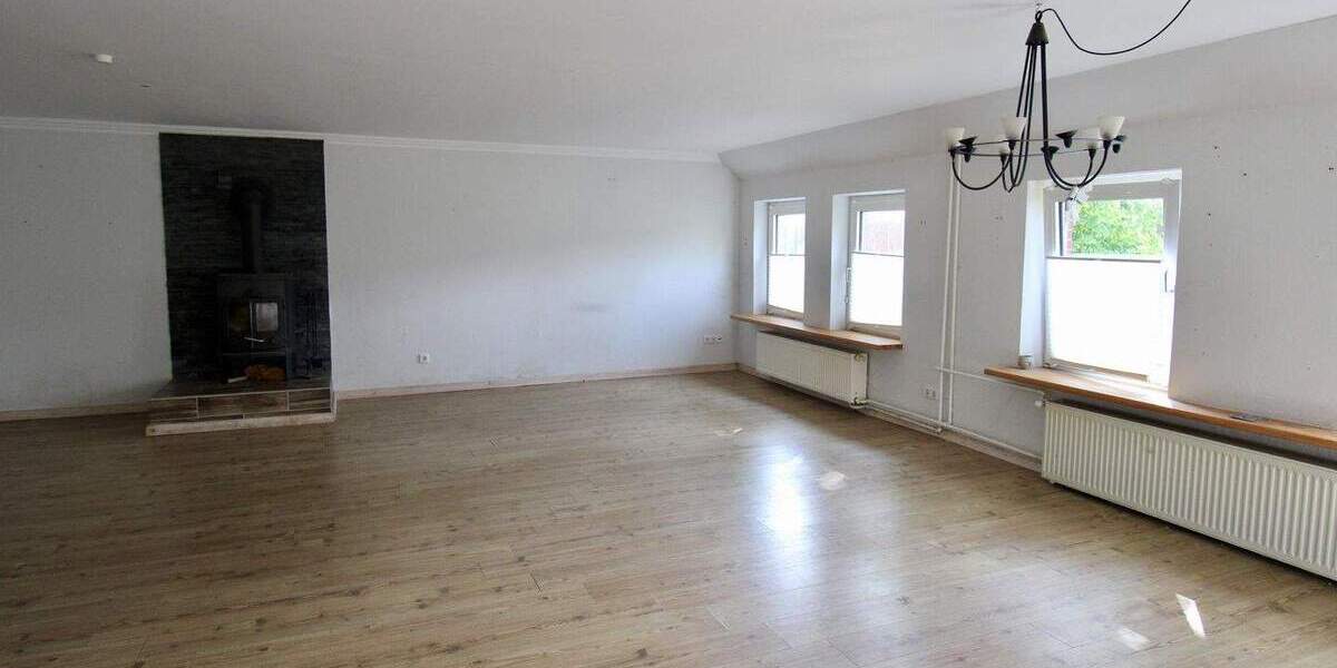 Mehrfamilienhaus, Wohnhaus Almdorf - 5 Zimmer, 210 m&sup2;, 315.000&euro; | Angebot:25745852