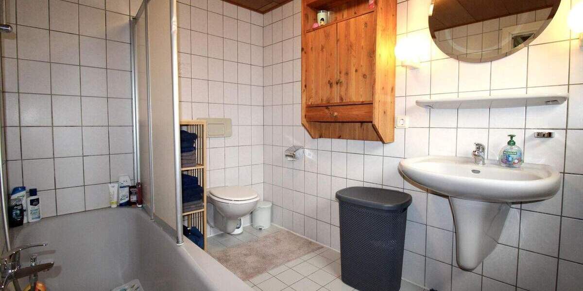 Doppelhaushälfte Sönnebüll - 7 Zimmer, 210 m&sup2;, 310.000&euro; | Angebot:25822647