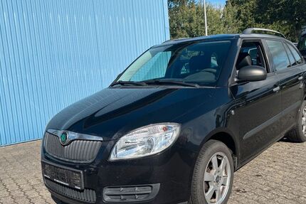 Skoda Fabia 378.504 km 950 &euro; Husum 25813